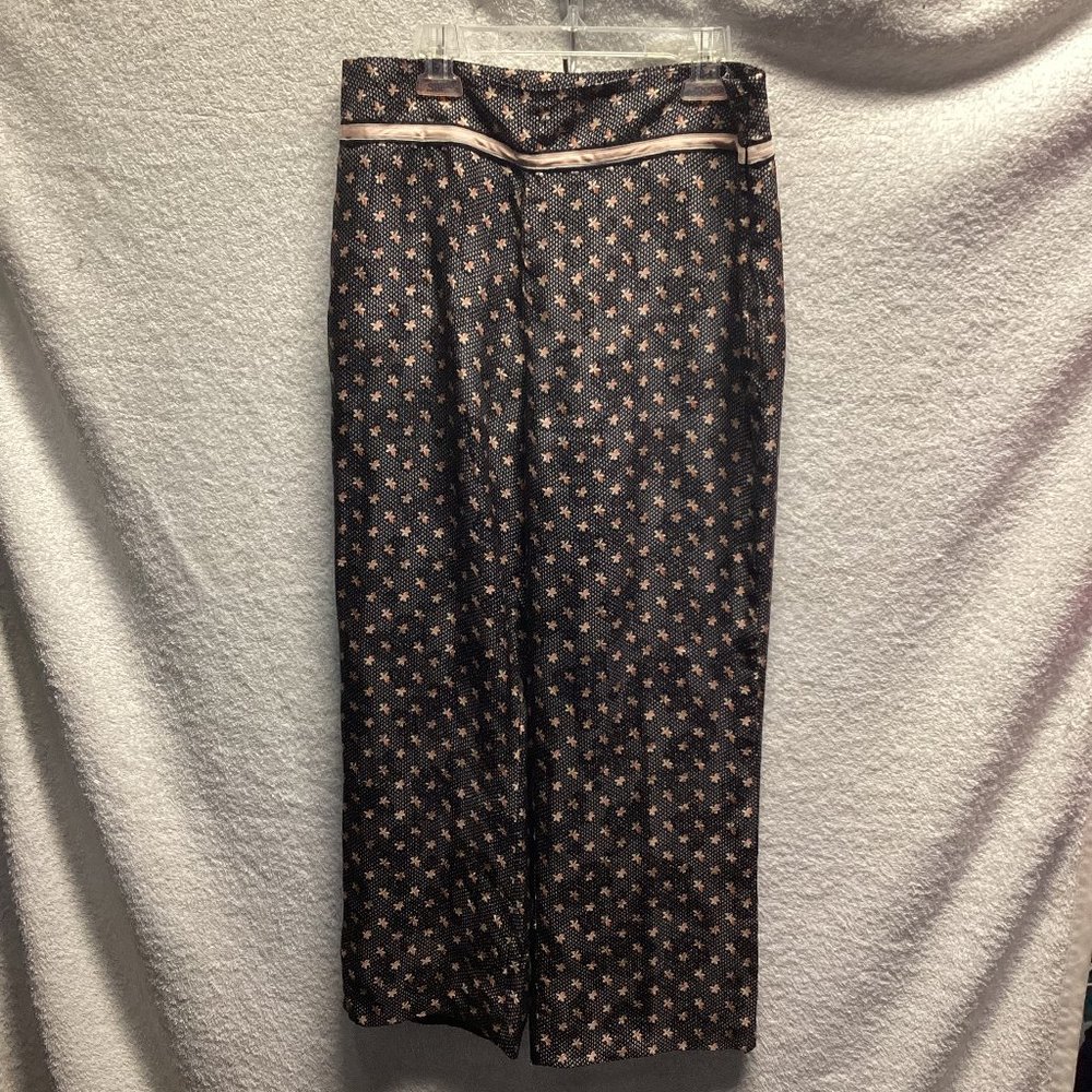 E By ECI size 4 floral print